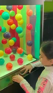 Pierwszaki w krainie iluzji