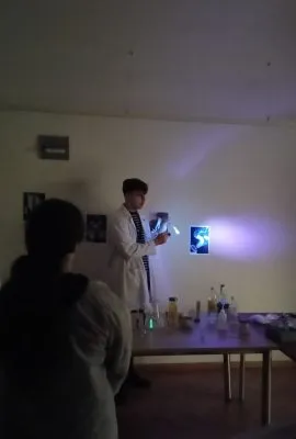 Lekcja chemii z Marią Skłodowską – Curie