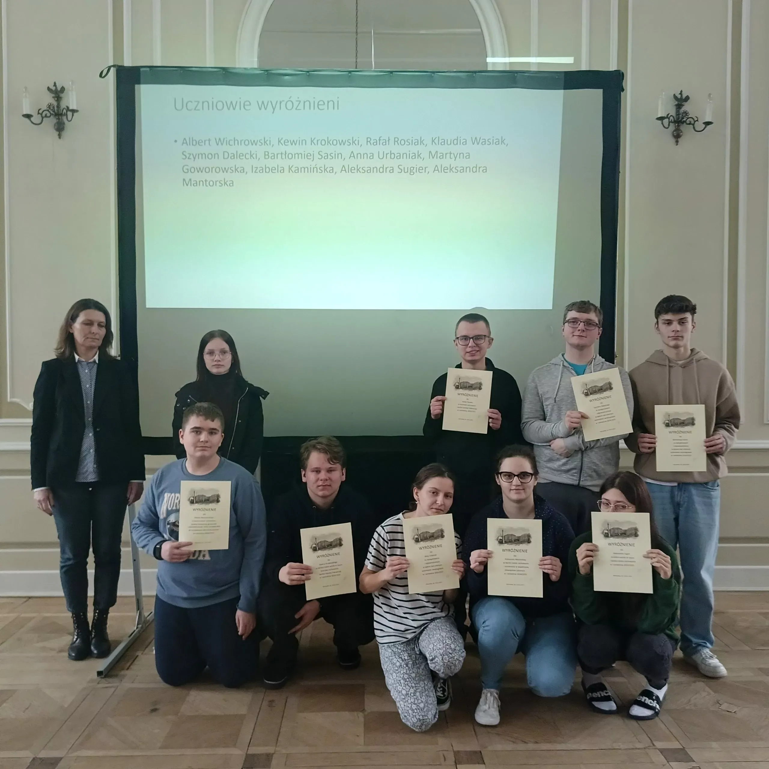 Uczniowie ze szkół ponadpodstawowych