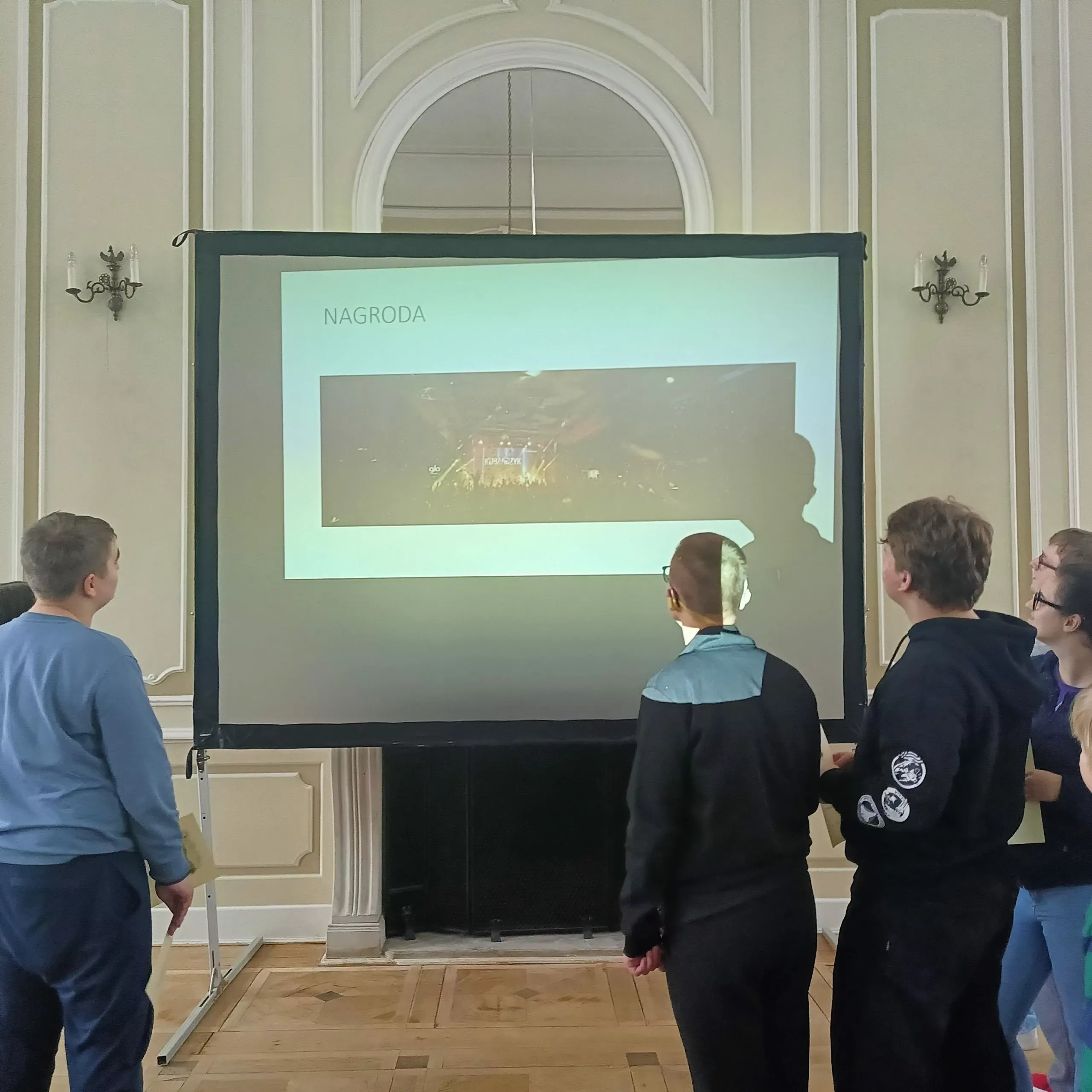 Uczniowie ze szkół ponadpodstawowych