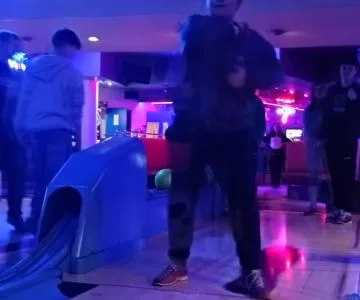 uczniowie na wycieczce