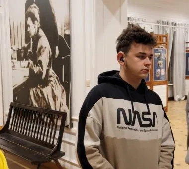 Lekcja chemii z Marią Skłodowską – Curie