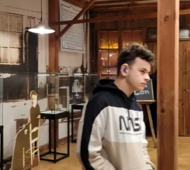 Lekcja chemii z Marią Skłodowską – Curie