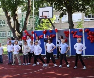 świętowanie Dnia Mamy i Dnia Dziecka