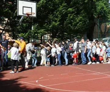 świętowanie Dnia Mamy i Dnia Dziecka