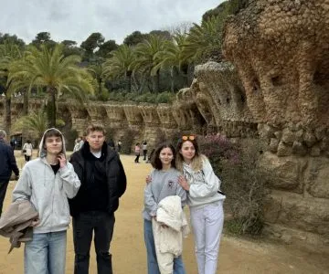 Uczniowie na wycieczce w Barcelonie