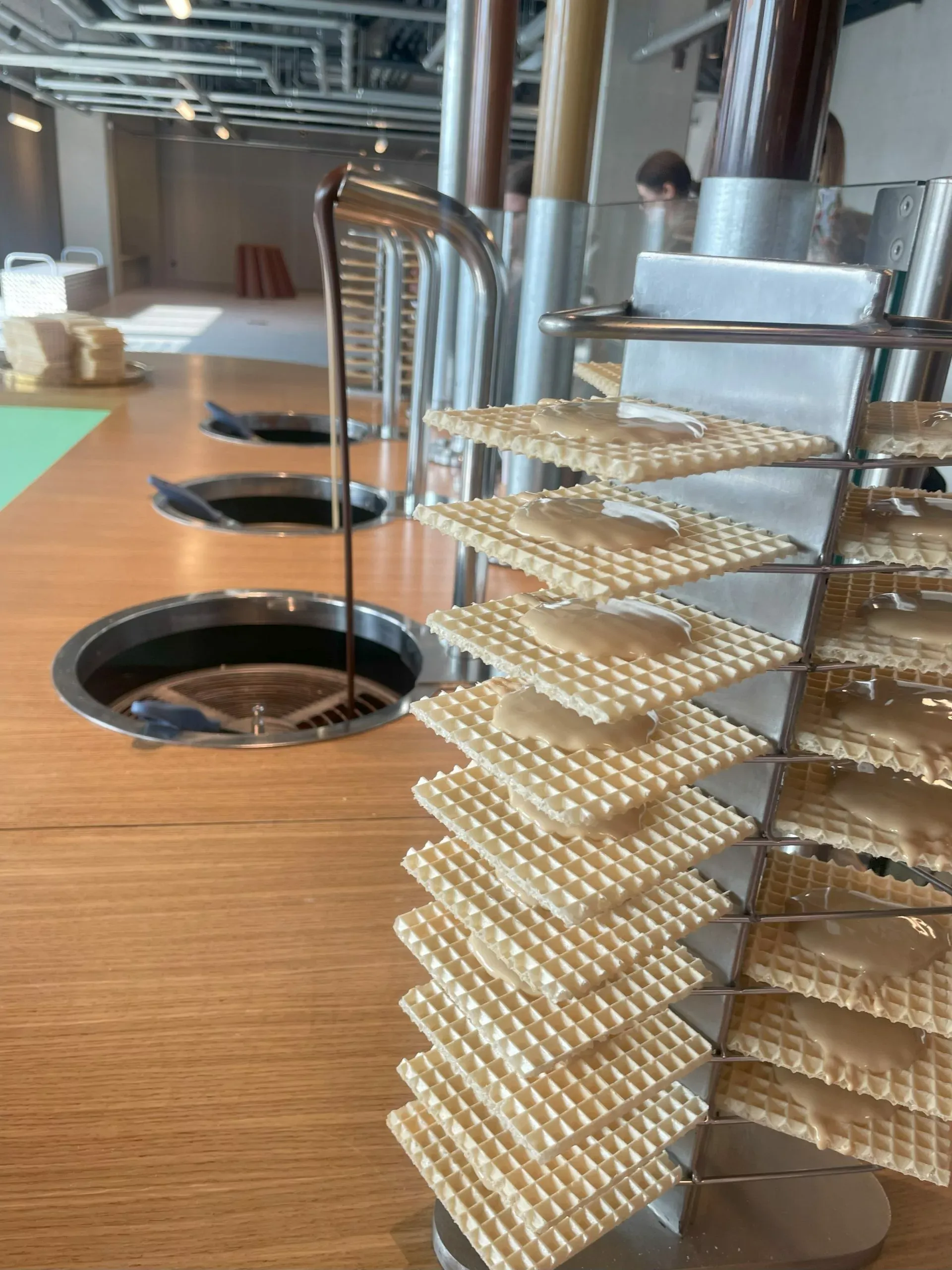 uczniowie odwiedzają Fabrykę Czekolady