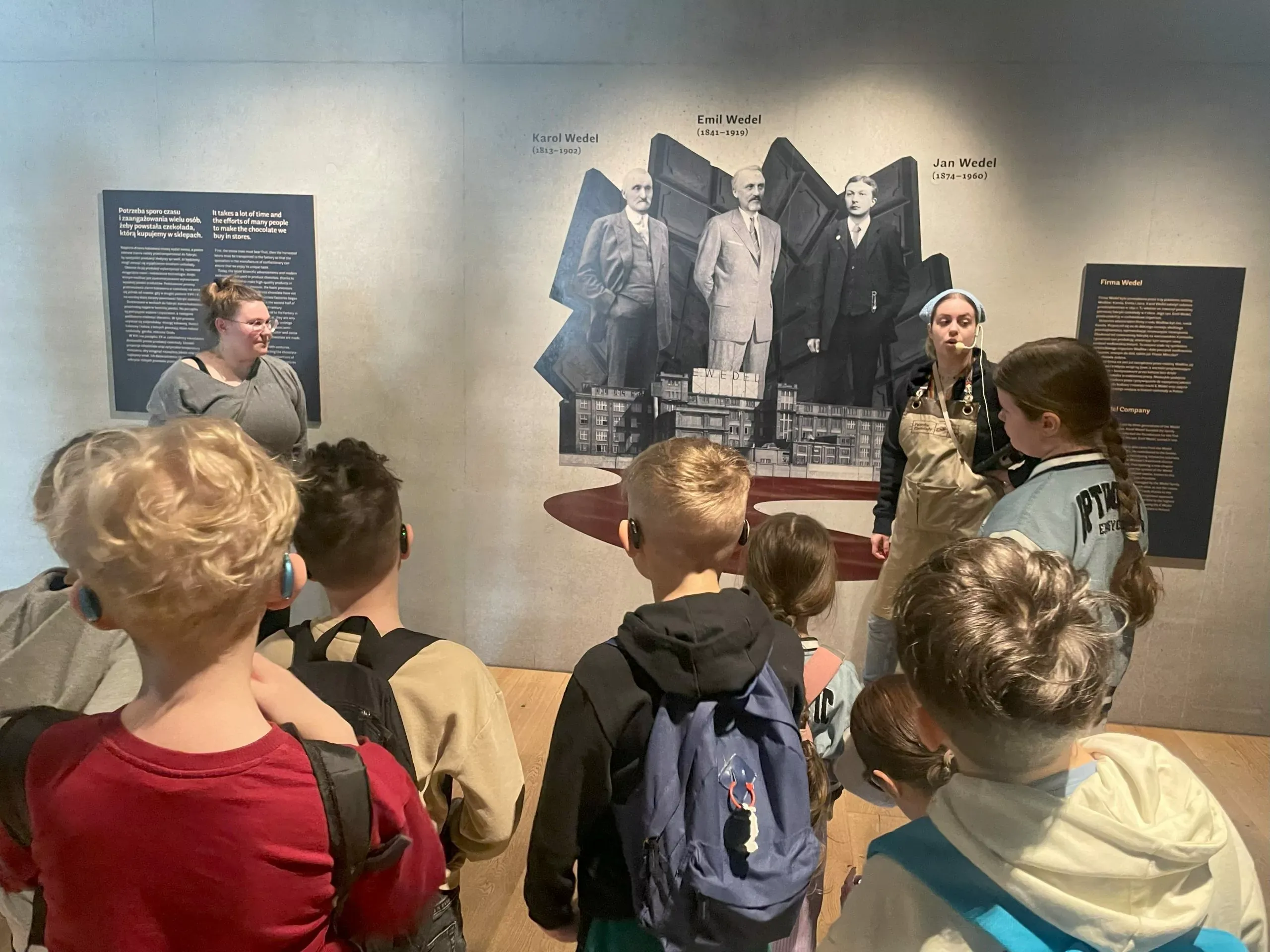 uczniowie odwiedzają Fabrykę Czekolady