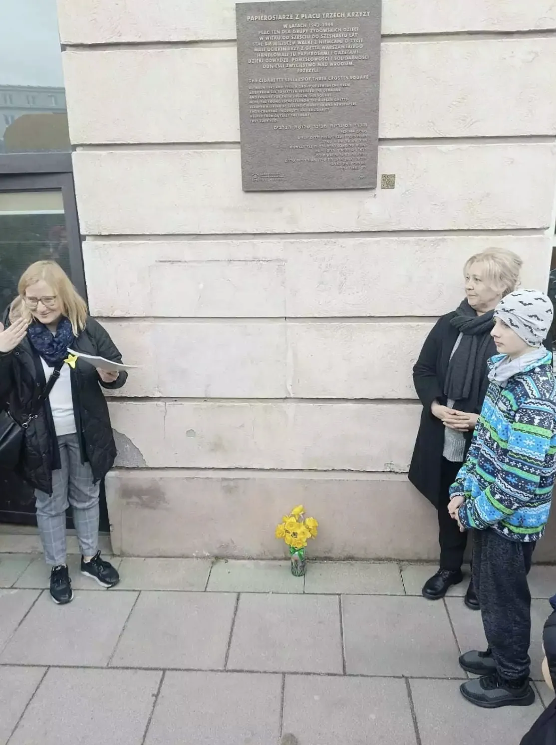 Żółte żonkile – znak pamięci