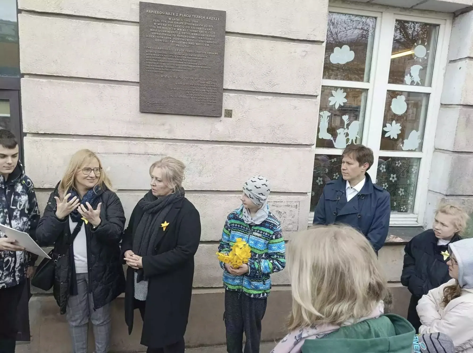 Żółte żonkile – znak pamięci