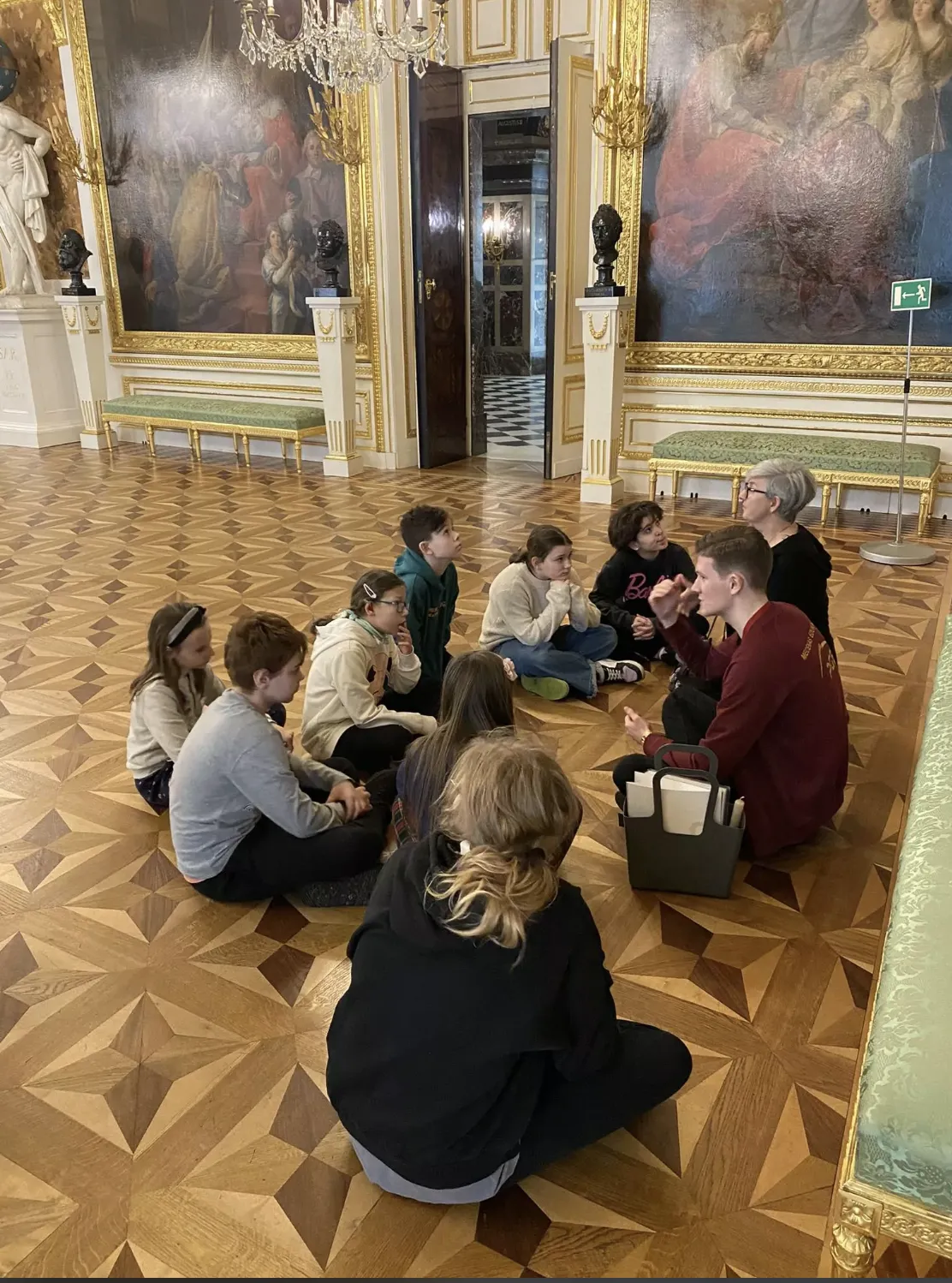 W gościnie na zamku u króla