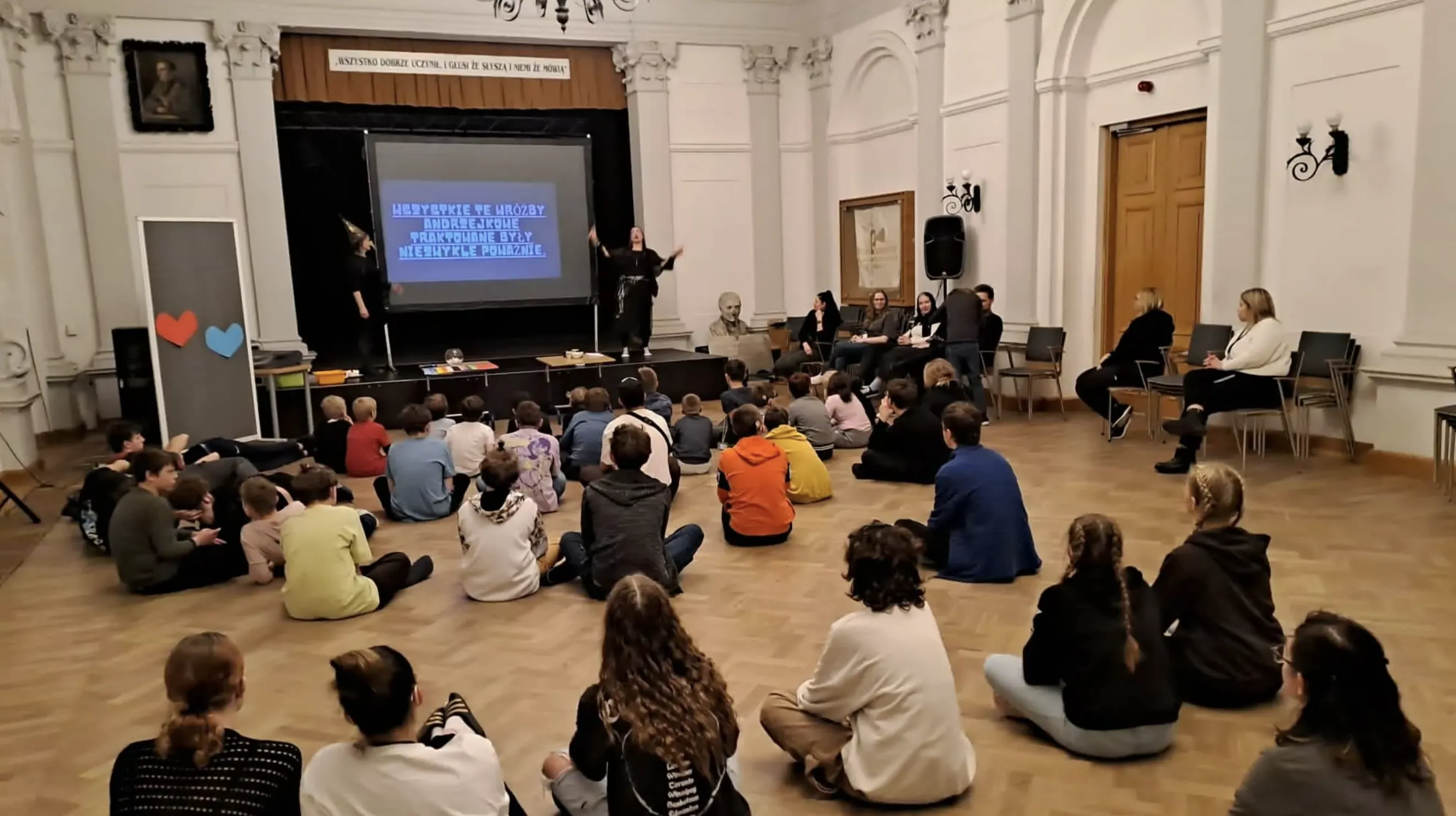 Andrzejkowa magia w internacie