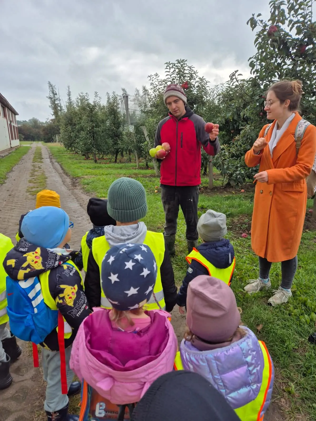 Wycieczka do sadu