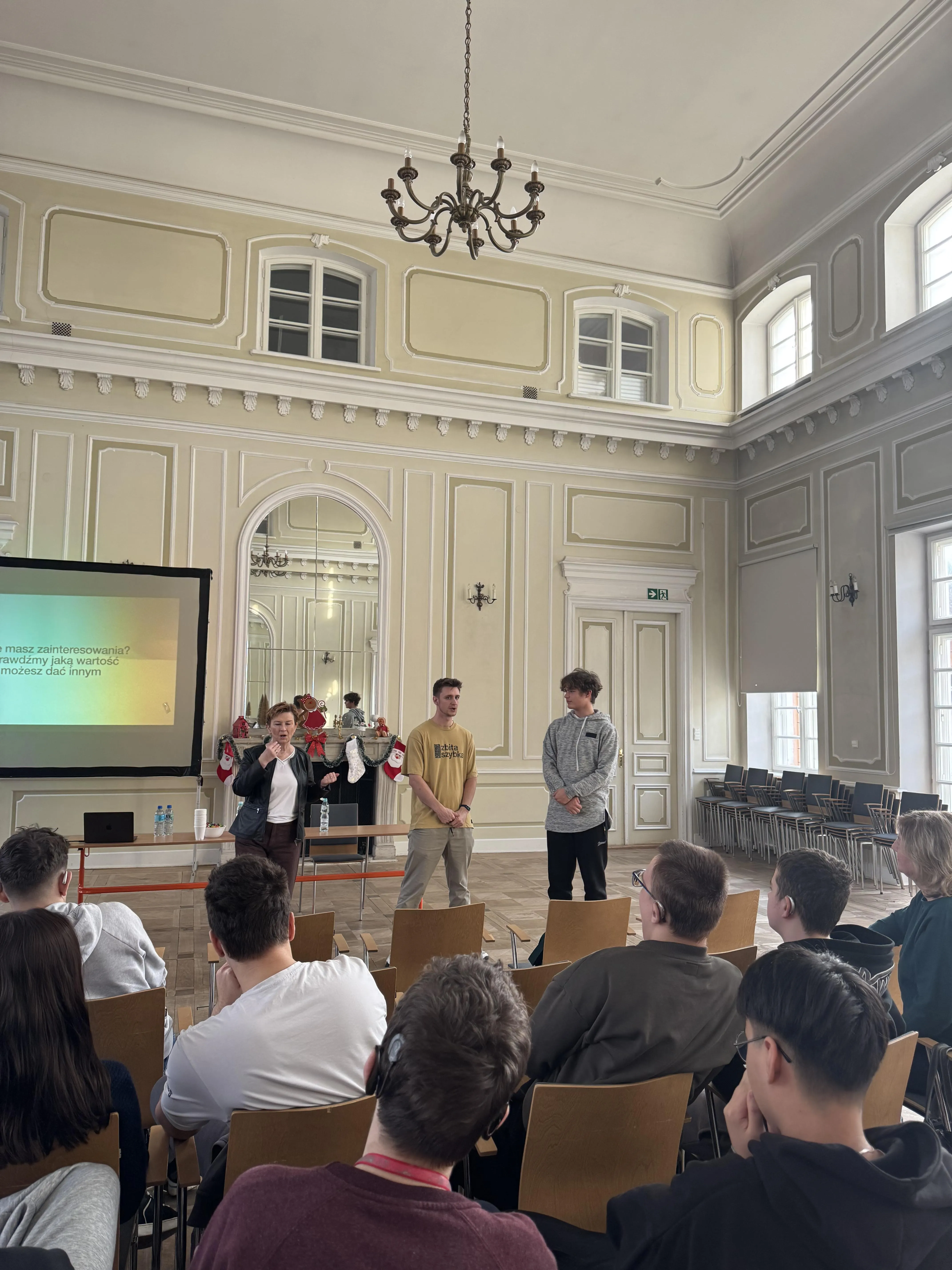 Praca na etacie i inne formy zatrudnienia - warsztaty dla uczniów szkół średnich