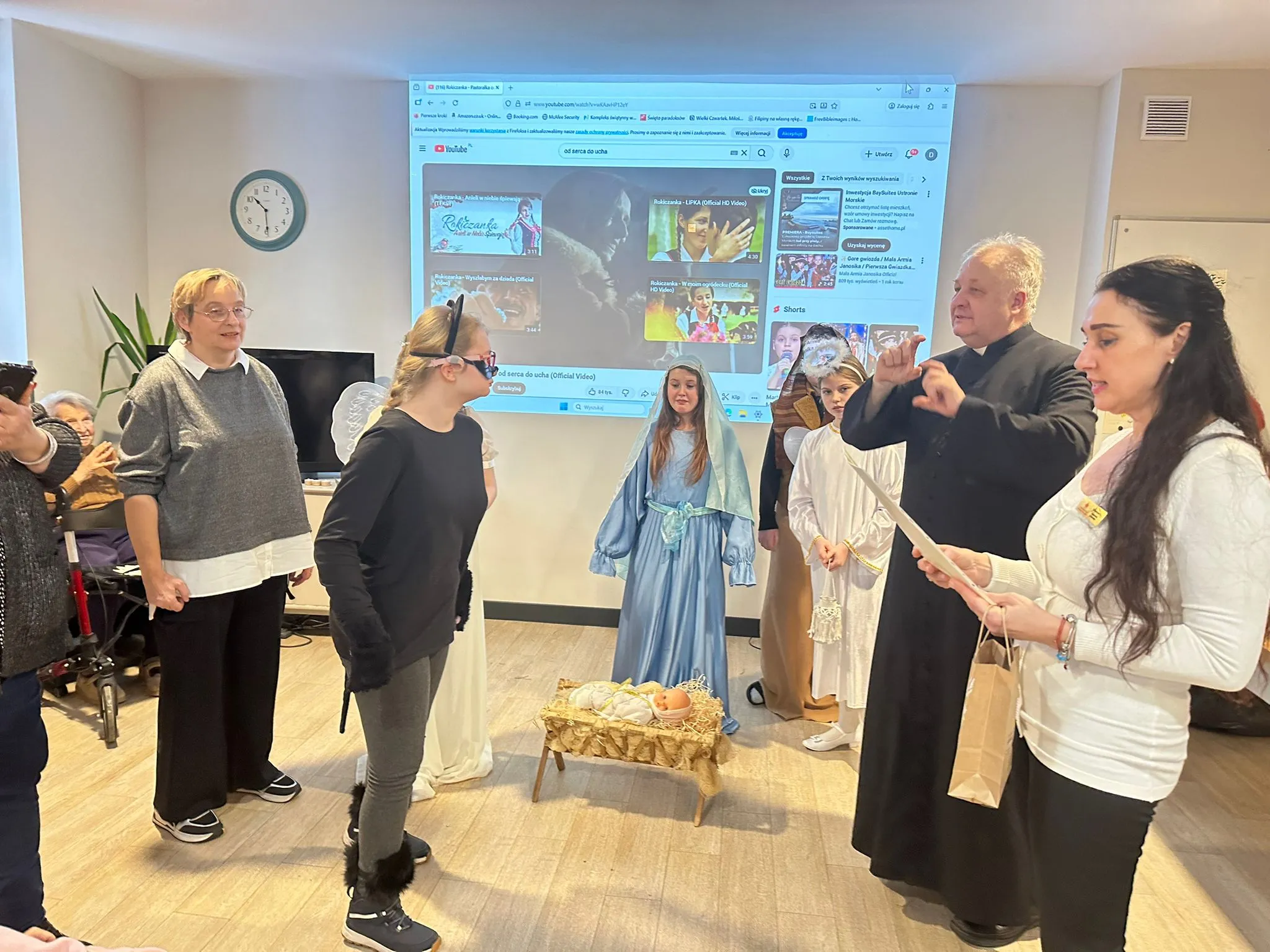 Występ jasełkowy uczniów IG dla seniorów