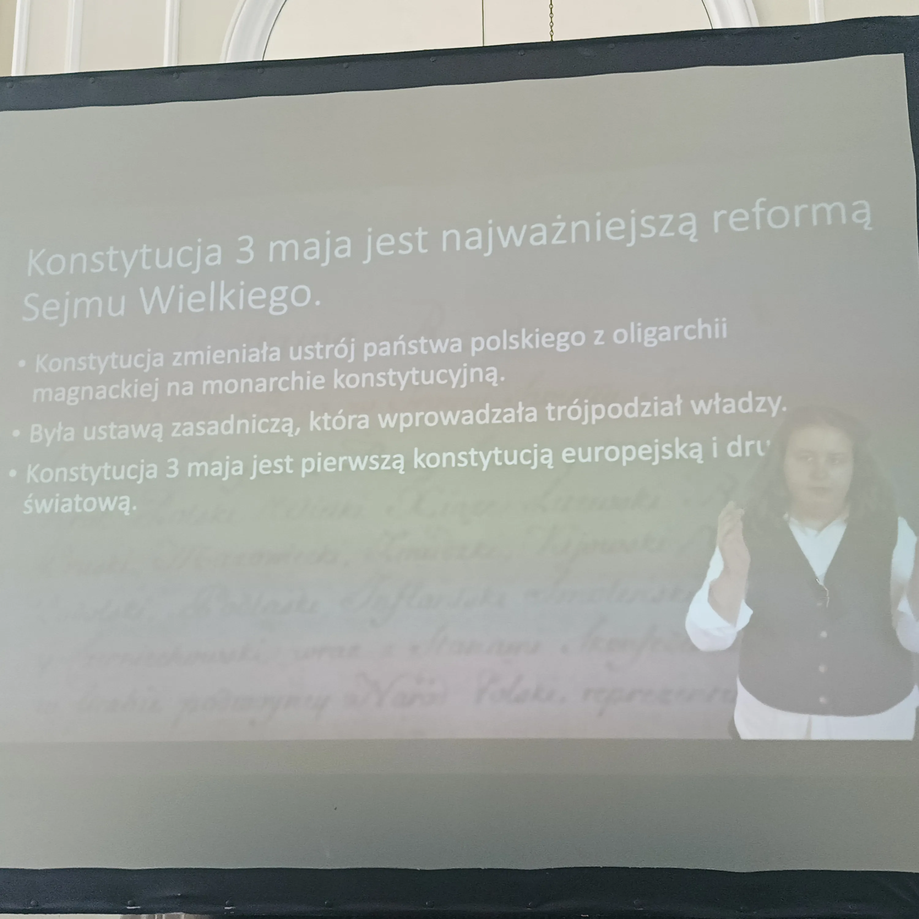 Apel o majowych świętach