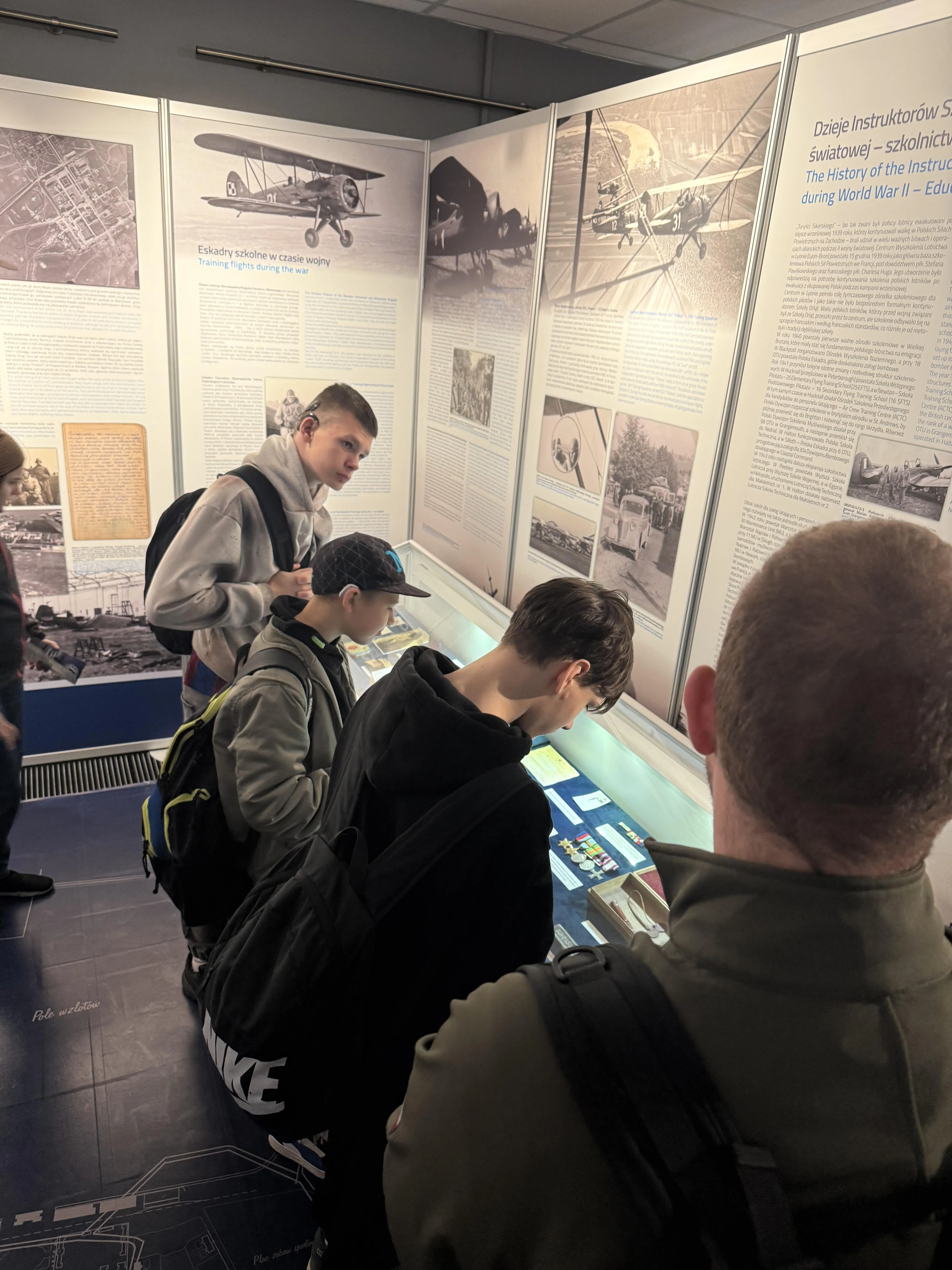 Wycieczka do Muzeum Sił Powietrznych w Dęblinie