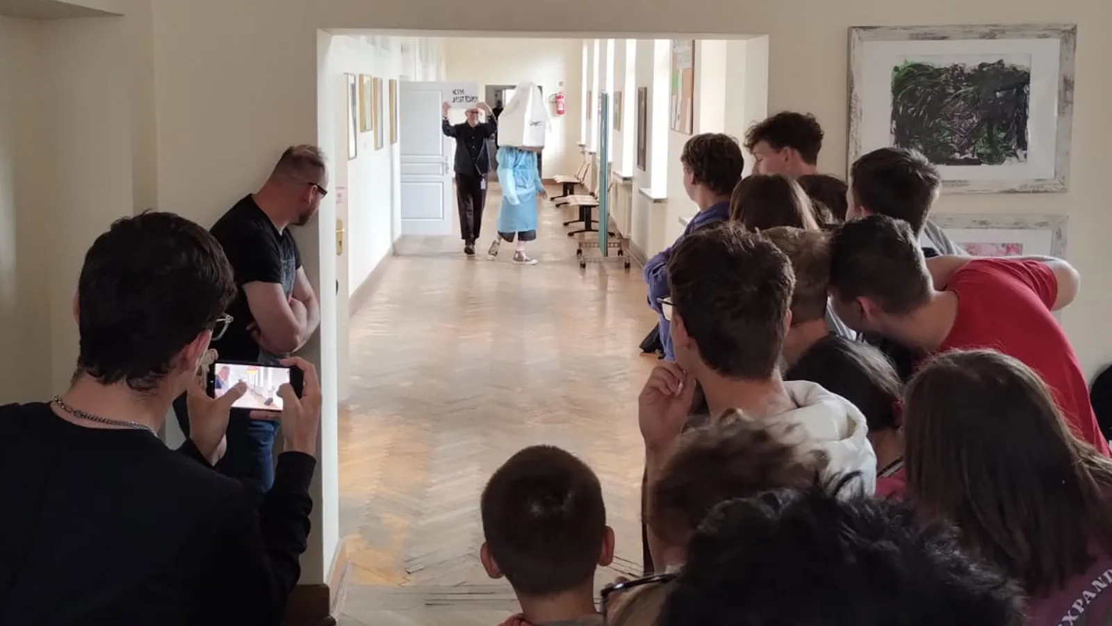 Nowa wystawa i performans w Instytuckiej Galerii Pęczarskiego